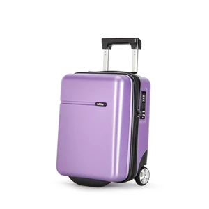 Bontour Bőrönd Cabinone kabin méret WIZZAIR járataira ingyenesen felvihető (40 x 30 x 20 cm)