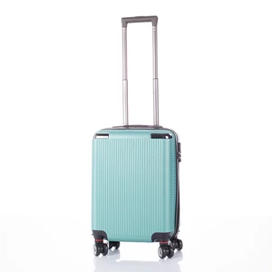 Keményfalú Bőrönd kabin méret RYANAIR járataira felvihető levehető kerekekkel (55 x 40 x 20 cm) WIZZAIR méret