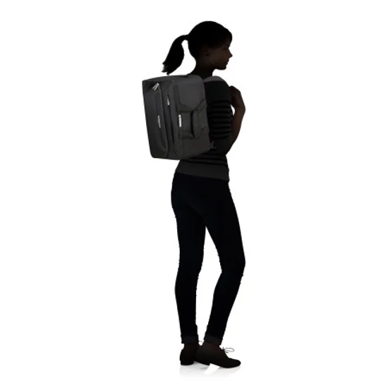 AMERICAN TOURISTER SUMMERRIDE 3 funkciós fedélzeti méret 40 x 30 x 20 cm