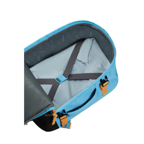 American Tourister WizzAir méretű fedélzeti táska 40x30x20 cm TAKE2CABIN
