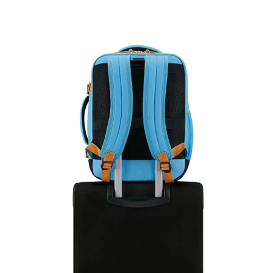American Tourister WizzAir méretű fedélzeti táska 40x30x20 cm TAKE2CABIN