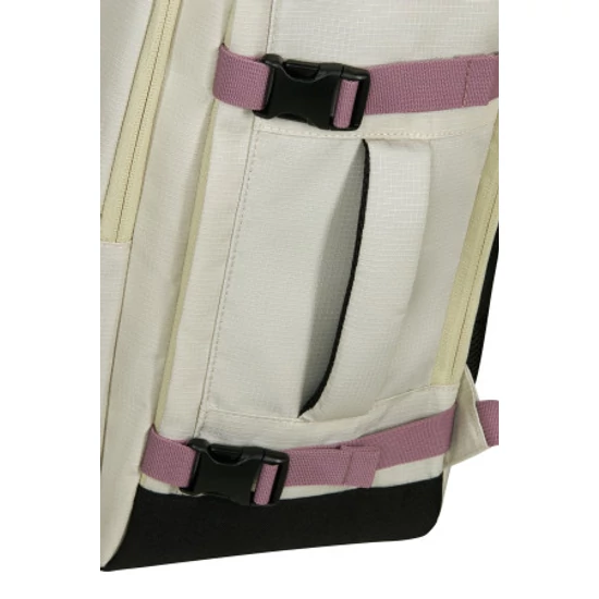 American Tourister WizzAir méretű fedélzeti táska 40x30x20 cm TAKE2CABIN