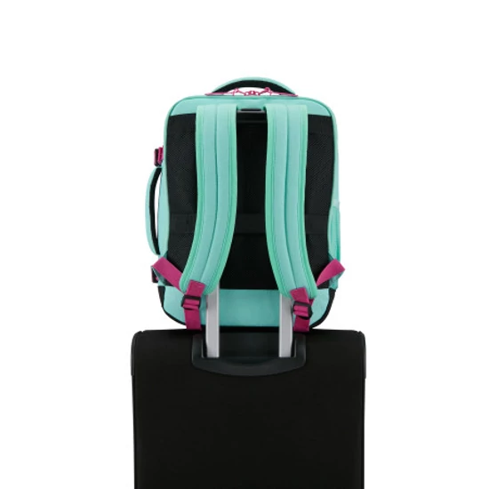 American Tourister WizzAir méretű fedélzeti táska 40x30x20 cm TAKE2CABIN