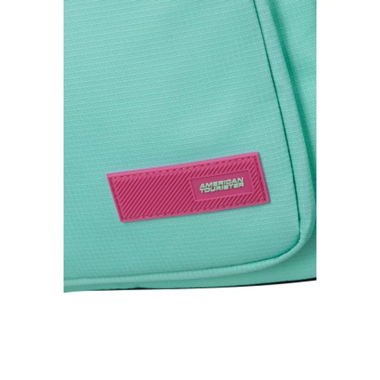 American Tourister WizzAir méretű fedélzeti táska 40x30x20 cm TAKE2CABIN