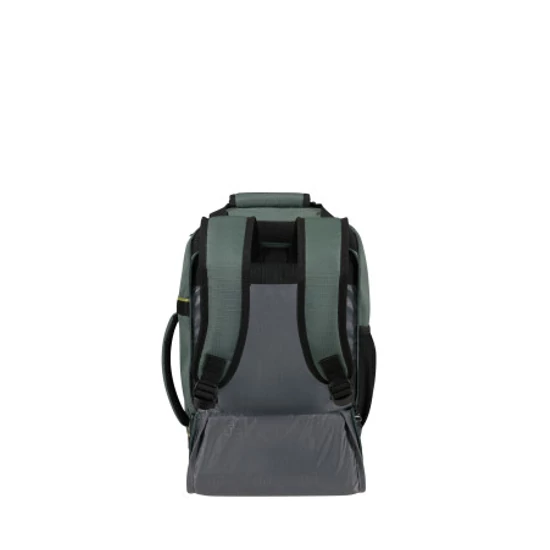 American Tourister WizzAir méretű fedélzeti táska Kerekekkel 40x25x20 cm TAKE2CABIN