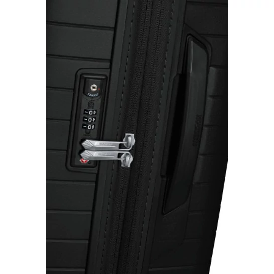 AMERICAN TOURISTER FASTFORWARD 78/29 TSA EXP FLASH BLACK