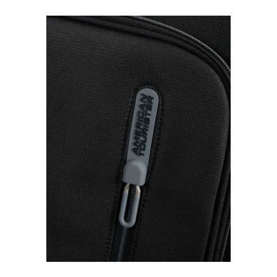 AMERICAN TOURISTER  CLOUDRIDER SPINNER S EXP TSA JET BLACK