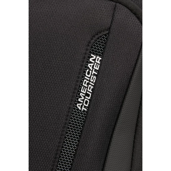 American Tourister WANDERLITE SPINNER S EXP TSA SHADOW BLACK