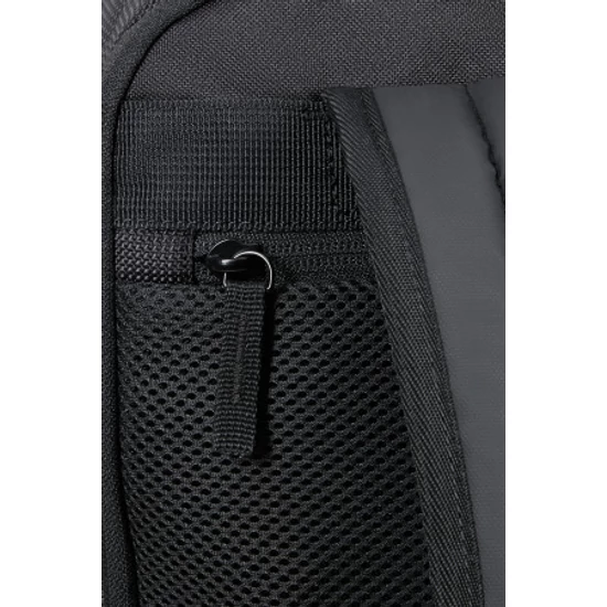 American Tourister WizzAir méretű fedélzeti táska 40x30x20 cm TAKE2CABIN PRO