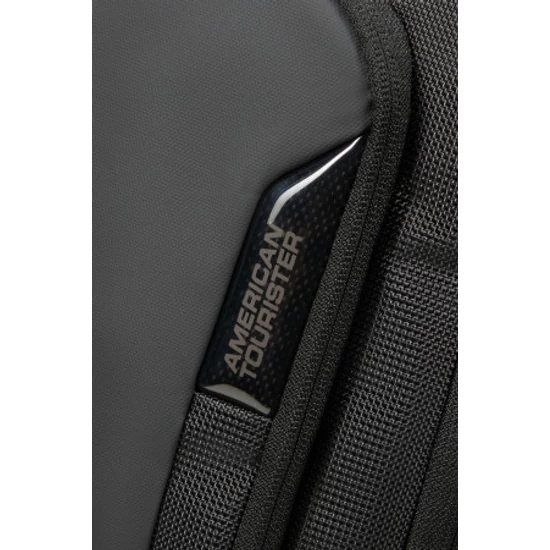 American Tourister WizzAir méretű fedélzeti táska 45x36x20 cm TAKE2CABIN PRO