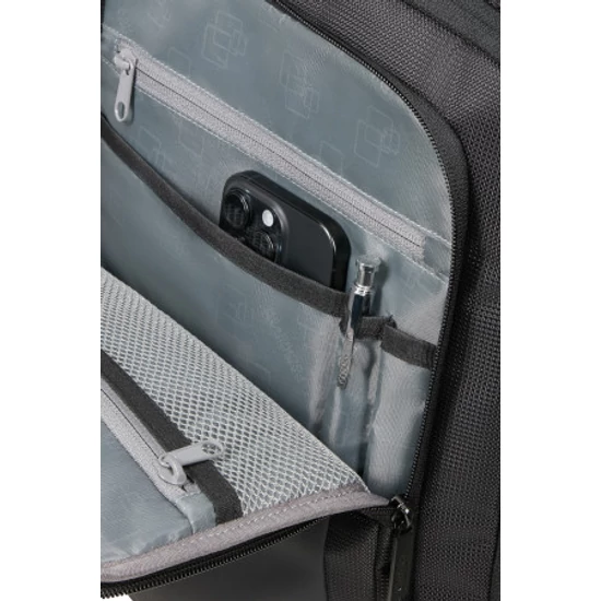 American Tourister WizzAir méretű fedélzeti táska 45x36x20 cm TAKE2CABIN PRO