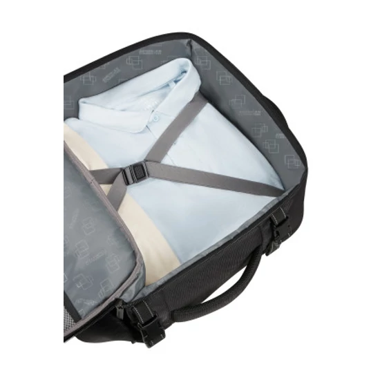 American Tourister WizzAir méretű fedélzeti táska 45x36x20 cm TAKE2CABIN PRO