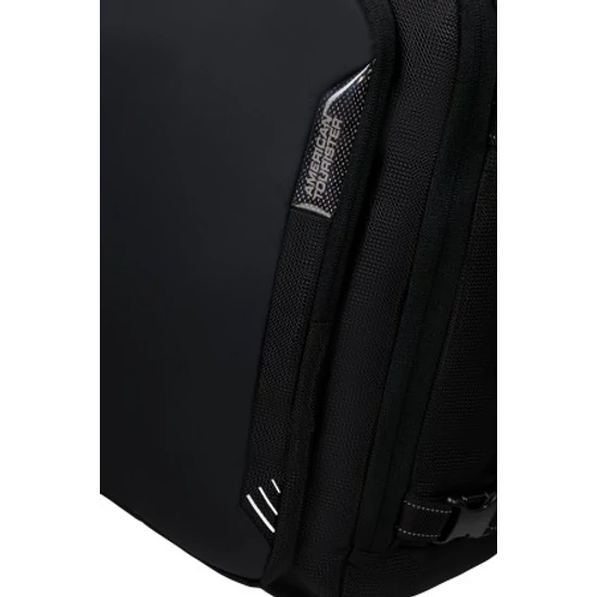 American Tourister WizzAir méretű fedélzeti táska 45x36x20 cm TAKE2CABIN PRO