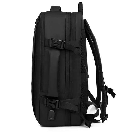 Laptophátizsák kabinméretű / bővíthető / USB töltővel