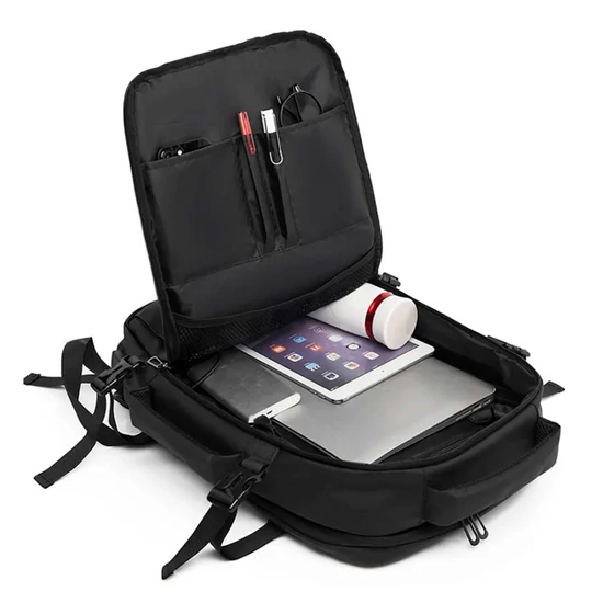 Laptophátizsák kabinméretű / bővíthető / USB töltővel