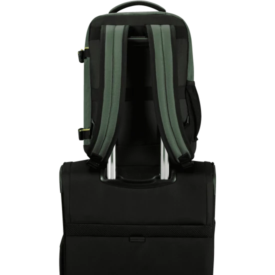 American Tourister 3 funkciós hátizsák méret:40 x 25 x 20 cm Ryanair Wizzair méret