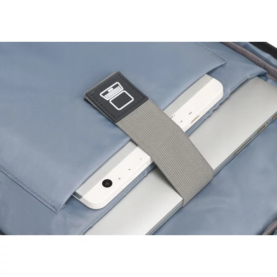 Peterson Hátizsák USB csatlakozóval-Bővíthető változat 