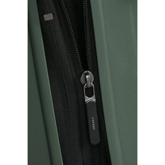Samsonite RESTACKD SPINNER 75/28 EXP Ajándék bőröndrendezővel