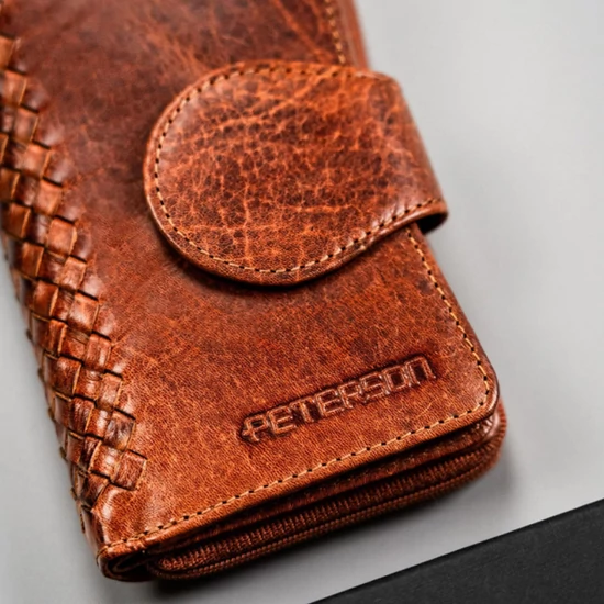 Kis méretű Valódi bőr női pénztárca RFID védelemmel