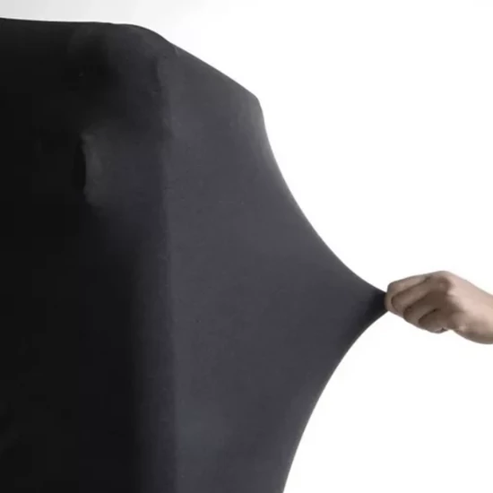 Bőröndhuzat Közepes méret fekete színben 