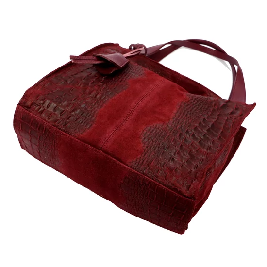 Különleges velúr bőr női táska fekete színben