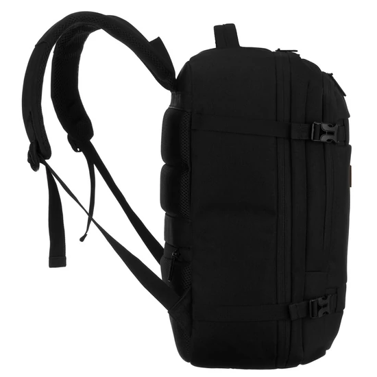 Fekete kézipoggyász utazóhátizsák USB töltővel Wizz Air és Új Ryanair méretben 40 x 30 x 20 cm