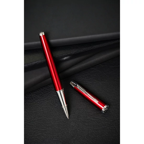Peterson PTN 222-GB piros-ezüst golyóstoll dobozban