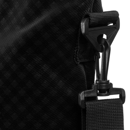 Peterson táska R-TZ5605 Fekete W02