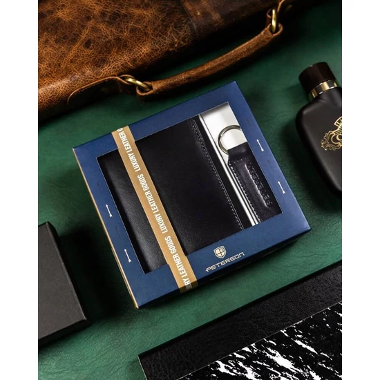 Ajándékcsomag: bőrtárca és kulcstartó PETERSON PTN SET-M-1542L-KCS