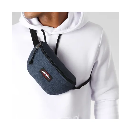 Eastpak övtáska springer