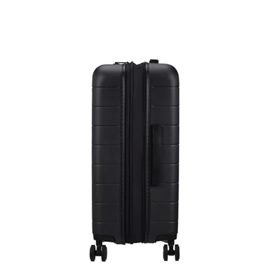 American Tourister Novastream bővíthető Spinner bőrönd 67 fekete