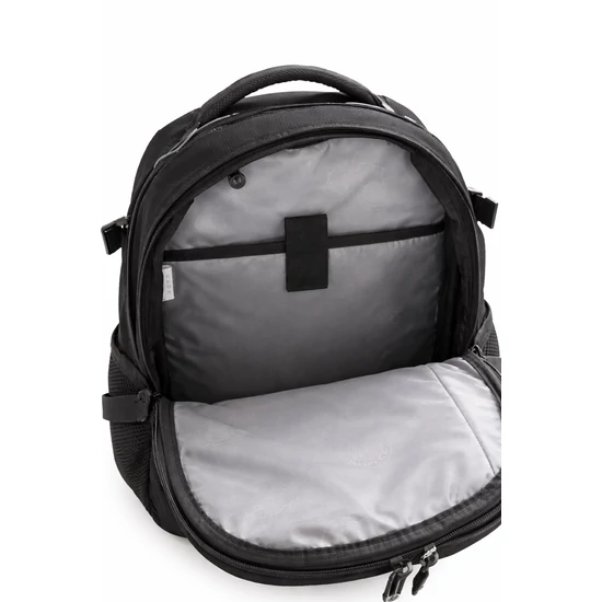 Swisswin 2 rekeszes laptoptartós hátizsák fekete színben