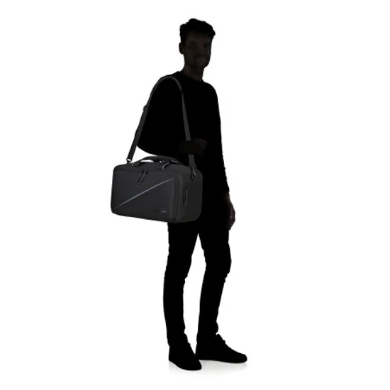3 - Funkciós Fedélzeti táska  Fekete színben 40 x 25 x 20 American Tourister TAKE2CABIN