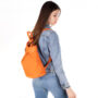 Kép 2/2 - Valódi bőr női hátizsák narancs színben