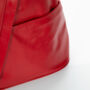 Kép 2/10 - Valódi bőr női hátizsák Ferrari Piros színben S6925